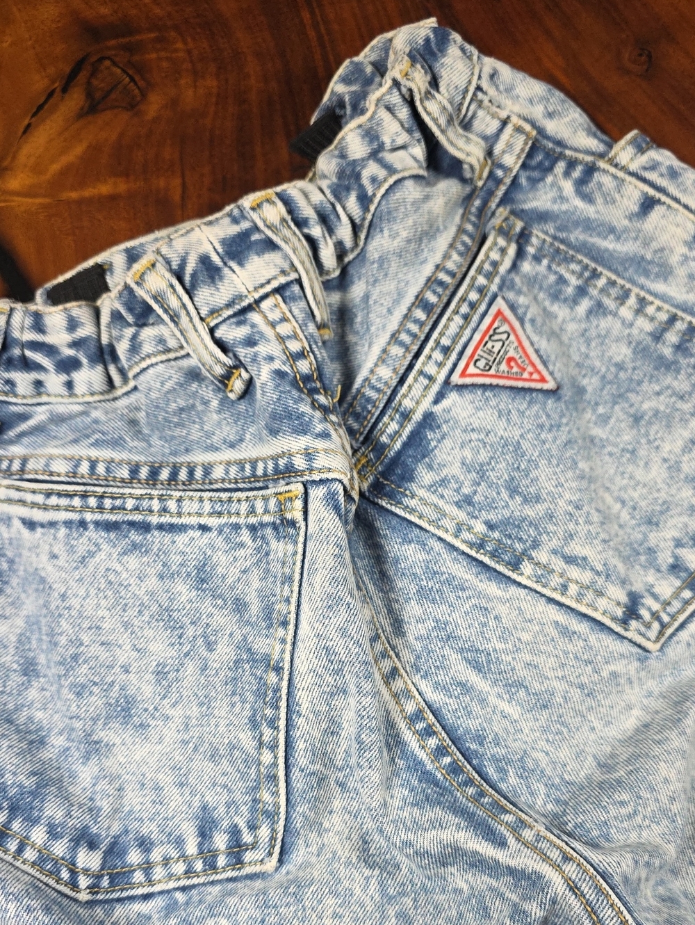 Guess by Marciano Dead Stock Sold Out VINTAGE Y2K Street Wear - Picture 2 of 13